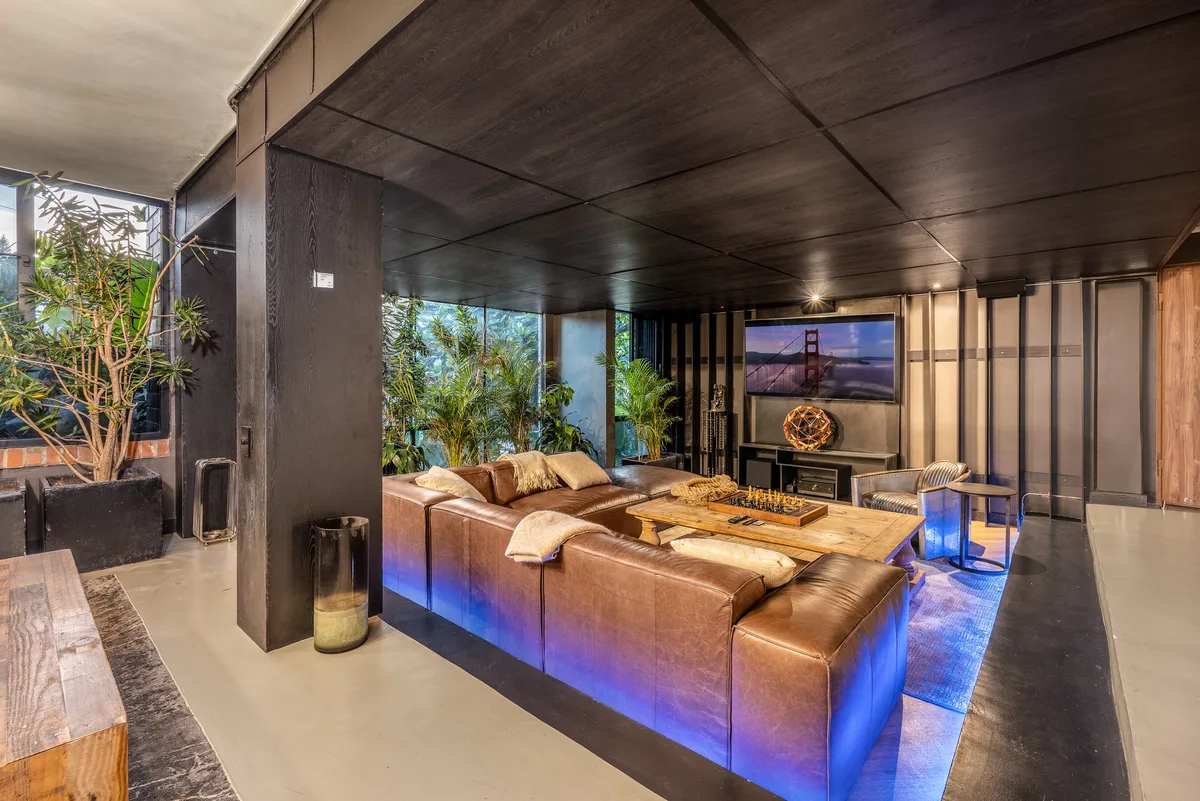 Ultra-Luxurious Poblado Loft Suite