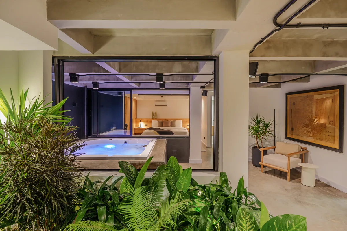 Penthouse 101 - Living Space