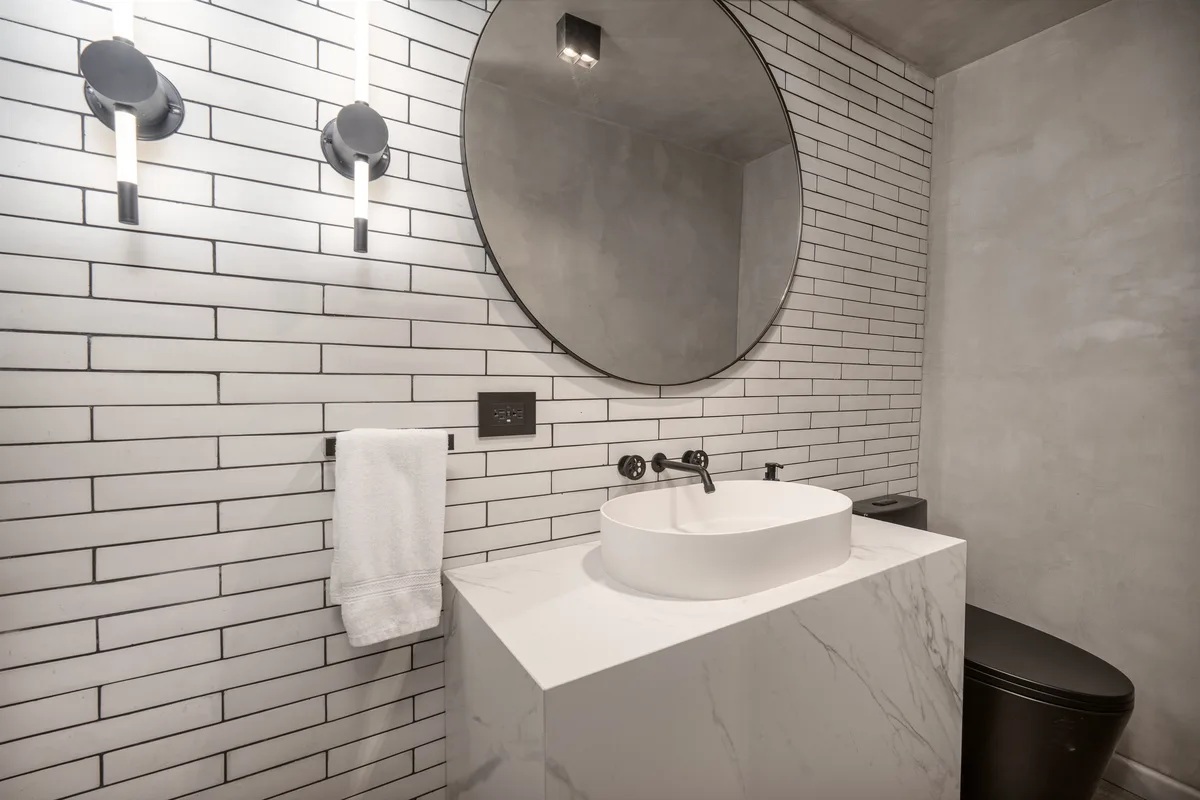 Penthouse 102 - Bathroom