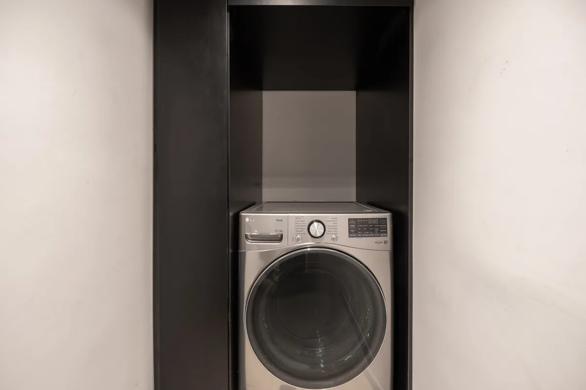 Penthouse 102 - Bedroom Suite